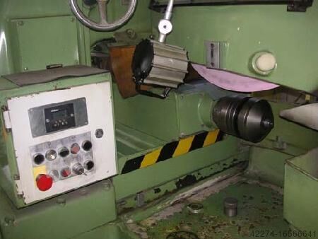 Shaving Cutter Grinding Machine HURTH SRS 400