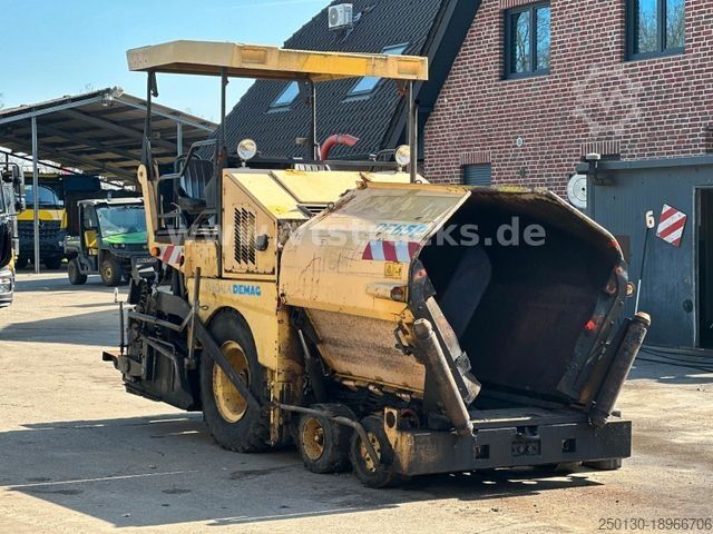 Asphaltmischanlage DEMAG DF 65P StraĂźenfertiger