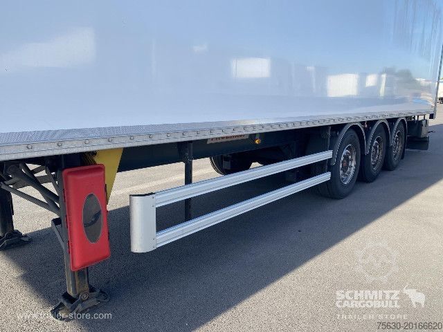 Box semitrailer Fruehauf Semitrailer Dryfreight Standard Porte relevante