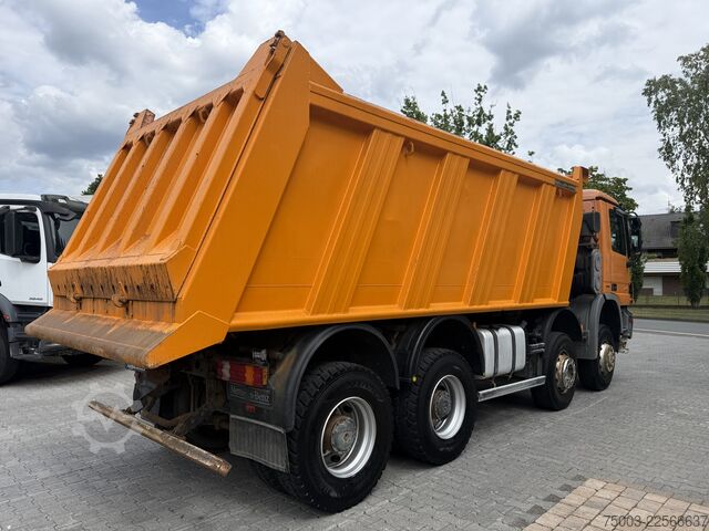 Kipper LKW Mercedes-Benz Actros 4141 AK 8X6 Meiller Mulde