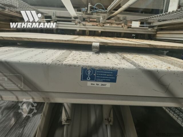 Furniermaschine mit Direktablage FISCHER & RüCKLE FZR15 / DAR 22 (2009) FISCHER & RüCKLE FZR15 / DAR 22