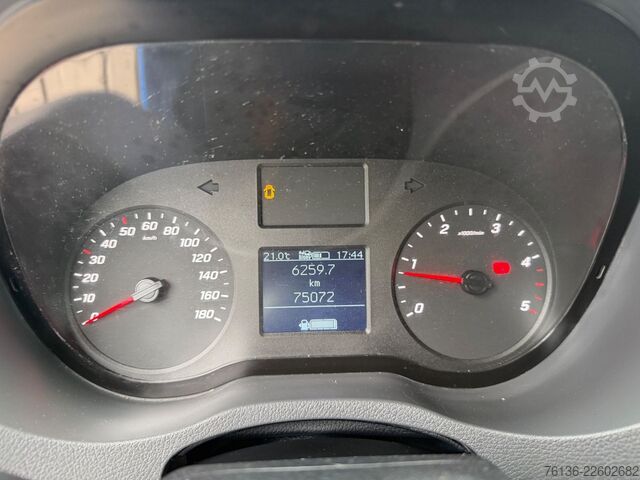 High top van MERCEDES-BENZ Sprinter 314 CDI AHK 2,8t Navi Kamera L2H2