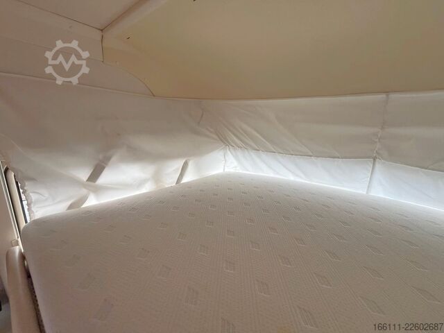 Integriertes Wohnmobil HYMER/ERIBA B 614 - Festbett- Klima -  - Solar -