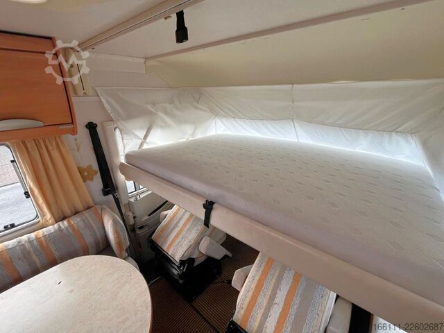 Integriertes Wohnmobil HYMER/ERIBA B 614 - Festbett- Klima -  - Solar -