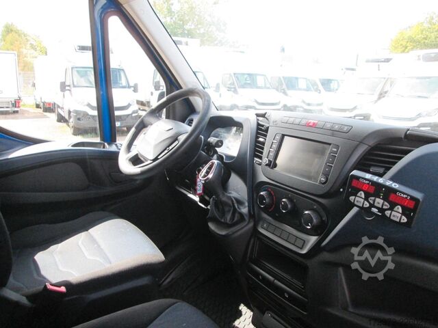 Refrigerator body van IVECO 35 C14 *Maxi 2xCarrier Kühlkoffer 3.70m*Euro 6*