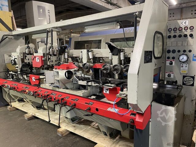 Hobel- und Kehlautomat WEINIG HYDROMAT  (8 spindle)