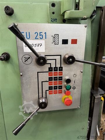 Universal Milling Machine VREMAC FU 251