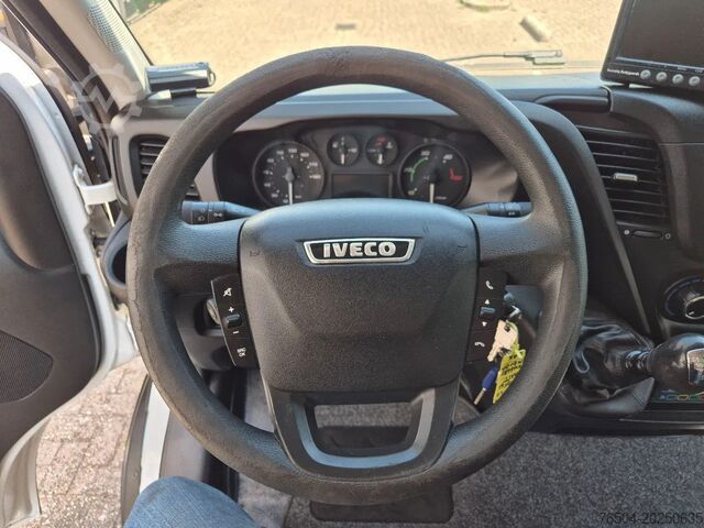 Refrigerated/freezer transport (closed box) Iveco Daily 35C13 Koelkoffer Carrier Pulsor 400 -20C ...