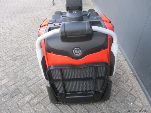 Niederhubwagen TOYOTA LPE250