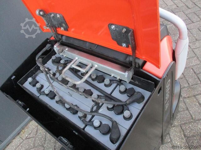 Niederhubwagen TOYOTA LPE250