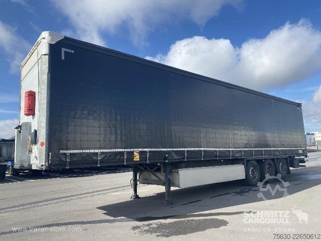 Auflieger mit Pritsche & Plane Schmitz Cargobull Semitrailer Curtainsider Standard