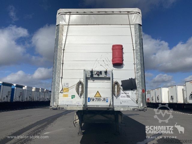 Auflieger mit Pritsche & Plane Schmitz Cargobull Semitrailer Curtainsider Standard