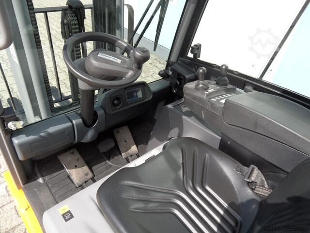 Elektro 3 Rad-Stapler Jungheinrich EFG 215 - Triplex - Doppelpedal - wenig Stunden