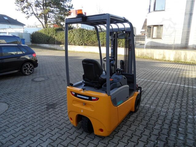 Elektro 3 Rad-Stapler Jungheinrich EFG 115 - Triplex - NEUE Batterie - aufgearbeitet