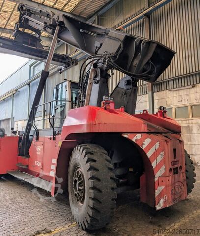 Vollcontainer Reachstacker CVS Ferrari F500RS3