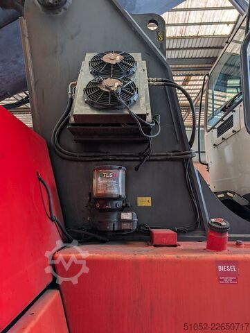 Vollcontainer Reachstacker CVS Ferrari F500RS3