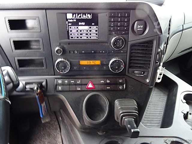 Beverage truck MERCEDES-BENZ 2540 Antos*SafeServer*38 Pal.*2x 2,5 to LBW*Ret.