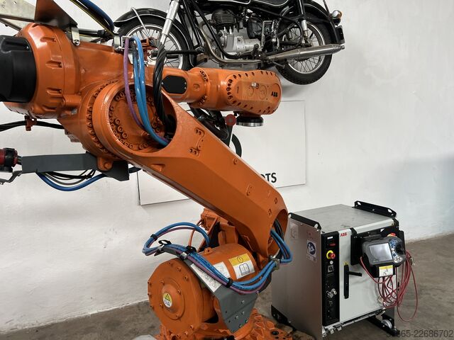 Industrial robot ABB IRB 6700-205/2.80 IRC5