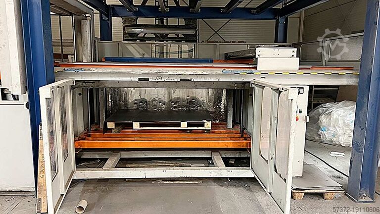 Vacuum Deep-Drawing Machine Geiss T8 DU