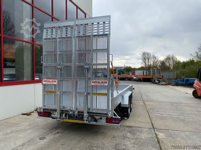 Tieflader Anhänger Möslein TT 11-E6x2 hydr. Rampen  Tieflader für Fräsen breiten hydraulischen Rampen, Neu
