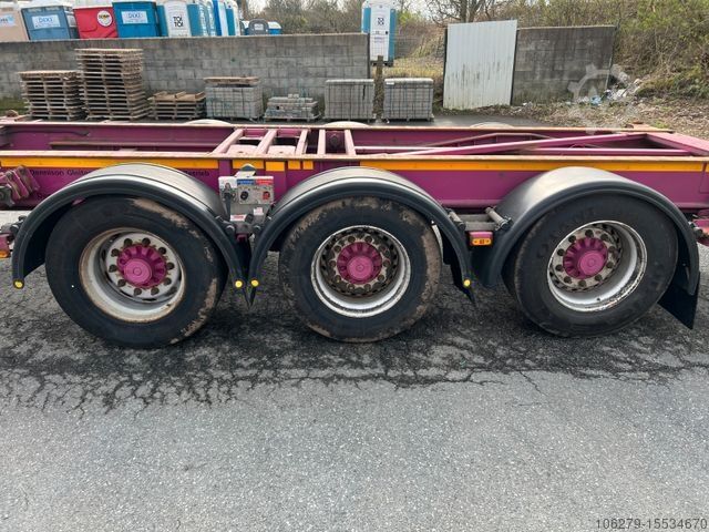 Swap body semitrailer Dennison DENNISON 3 Achs Cont. Chassis
