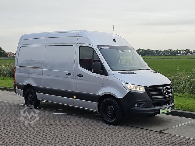 High-roof van MERCEDES-BENZ SPRINTER 317 L2H2 Automaat Mbux