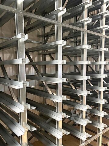 Automatisches Kistenlagersystem ATTEC AKL
