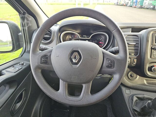 High-roof van RENAULT TRAFIC 2.0 DCI L1H1 Airco Euro6 NAP