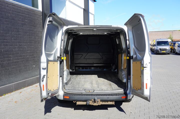 Delivery van Ford Transit Custom 2.0 TDCI EURO 6 - Airco - Cruise...