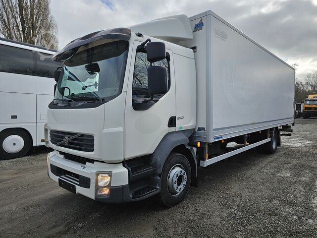 Refrigerated truck Volvo FL240 4x2 Ladeborwand
