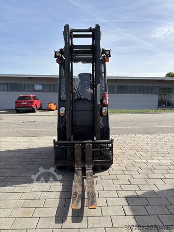 Elektrisch – 4 Räder Linde E20-01/600 Hochgesetzt
