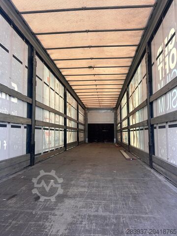 Curtain side semi-trailer with adjustable roof bows Schmitz Cargobull 