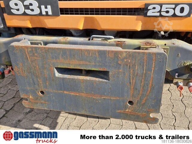 Tipper truck Scania 93H 250 4x4 mit Kran Palfinger PK8000,