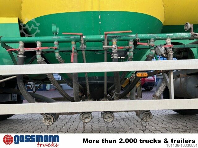 Tankanhänger Feldbinder EUT 31.2 Silo-Anhänger, ca. 31m³, 4x Domdeckel