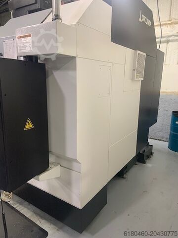 Okuma Genos M560V VMC Baujahr 2015 mit 4800 Betriebsstunden. Okuma Genos M560-V