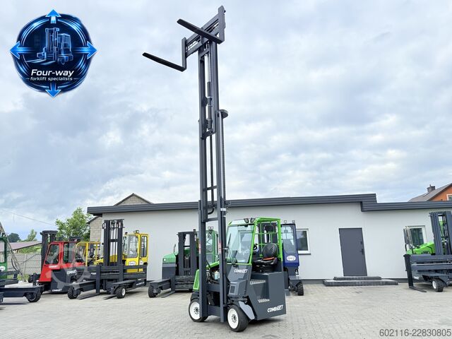 Vierwegestapler Combilift CB4000 GAS TRIPLEX 6450MM POSITIONER