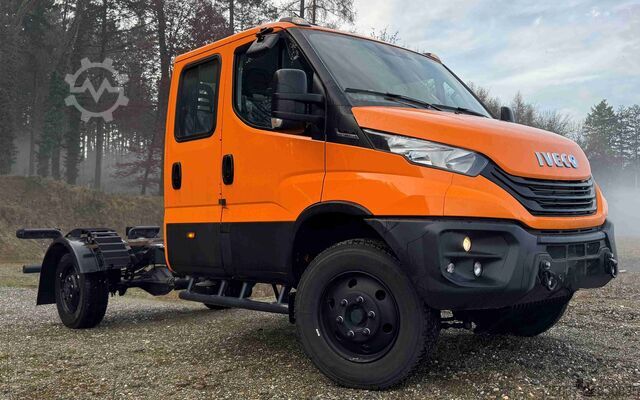 Kommunalfahrzeug Iveco DAILY 70 S 18H A8 DoKa 4x4 WX GV5*