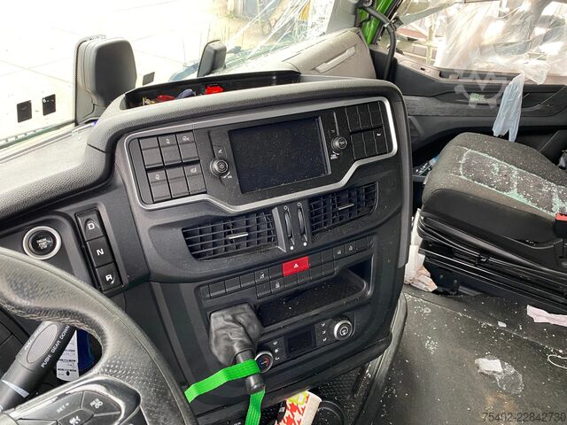 Standard-SZM Iveco S-WAY 480 / Damaged / Retarder / Hydraulic / Fu...
