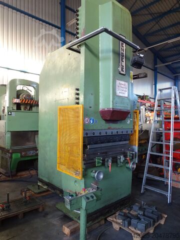 Abkantpresse 160 to x 1,25 m MENGELE , GWF