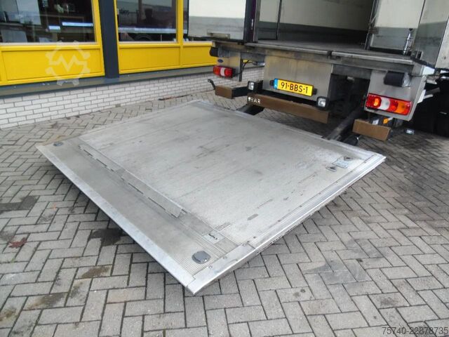 Kühl-/Tiefkühltransport Mercedes-Benz Antos 1924 + EURO 6 + CARRIER 950 MT