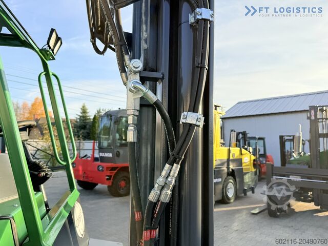 Vierwege-Gabelstapler Combilift CB4000 GAS TRIPLEX 5200 POSITIONER