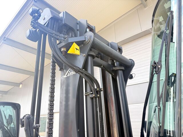 UVV 08/27, 3rd and 4th valve, diesel, 3,410 operating hours Linde H 100D