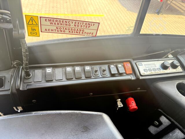 UVV 08/27, 3rd and 4th valve, diesel, 3,410 operating hours Linde H 100D