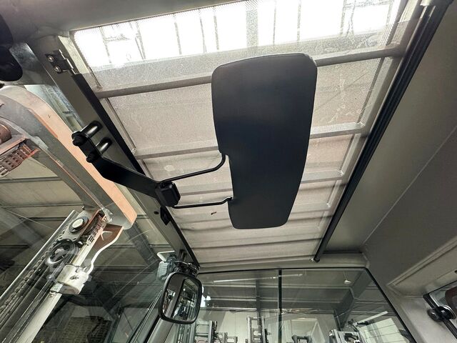 Service + statutory accident prevention inspection (UVV) 07/27, electric, 2,910 operating hours Jungheinrich EFG S30