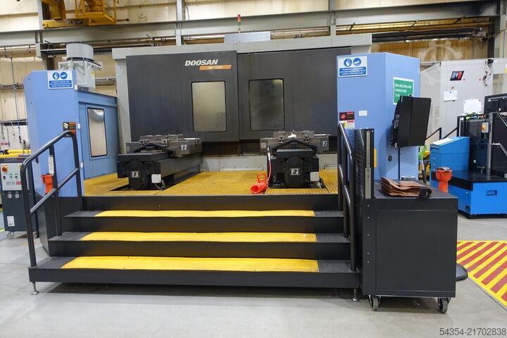 Heavy Duty Twin Pallet Horizontal Machin Doosan HM1000