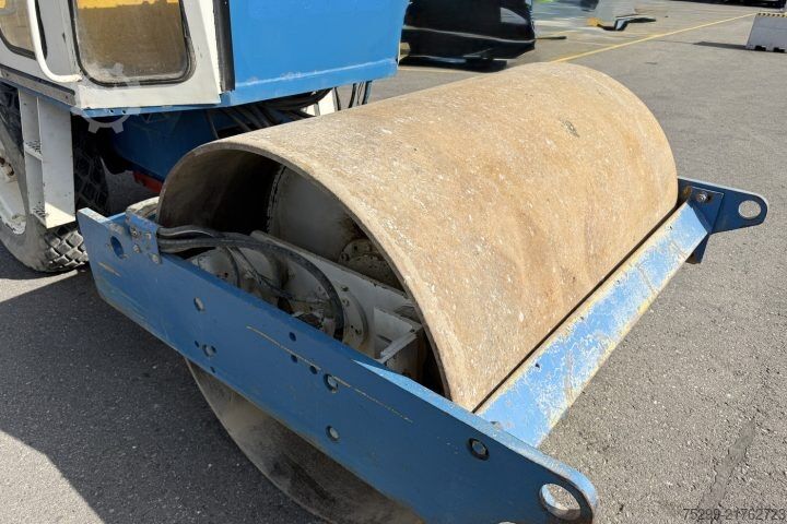Sonstige  2000 W 602 BD Strassenwalze / Swiss-Vehicle