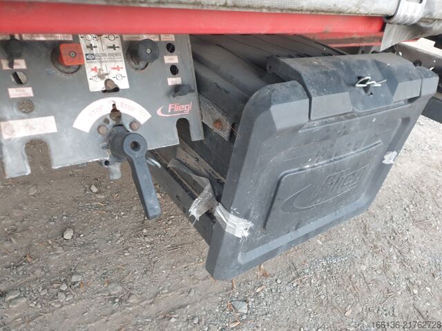 Open semitrailer with tarp FLIEGL 3-Achs Gardinensattel Mega Xtra-Long