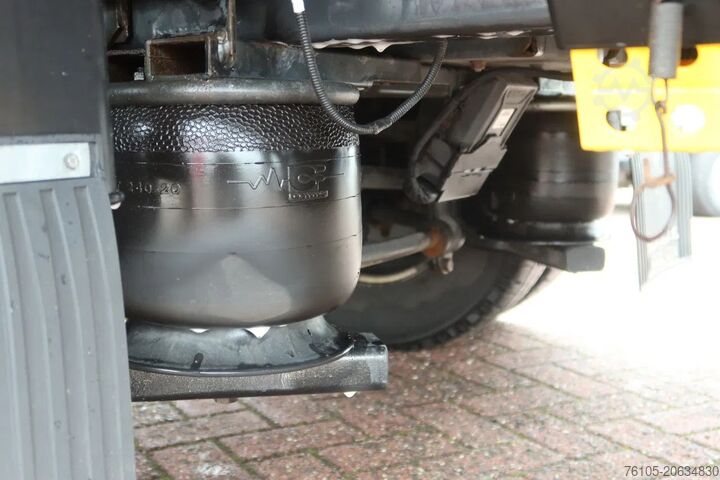 Box body Iveco 72 C 180 bak + Dhollandia klep 1000 KG 3.0 L motor