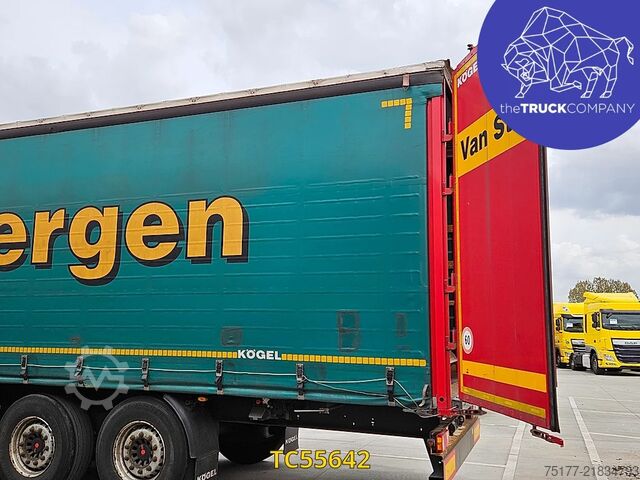 Sliding tarpaulins Kögel 