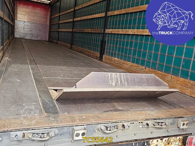 Sliding tarpaulins Kögel 